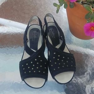 Earthies Sandals- Black Suede Leather Size 8.5